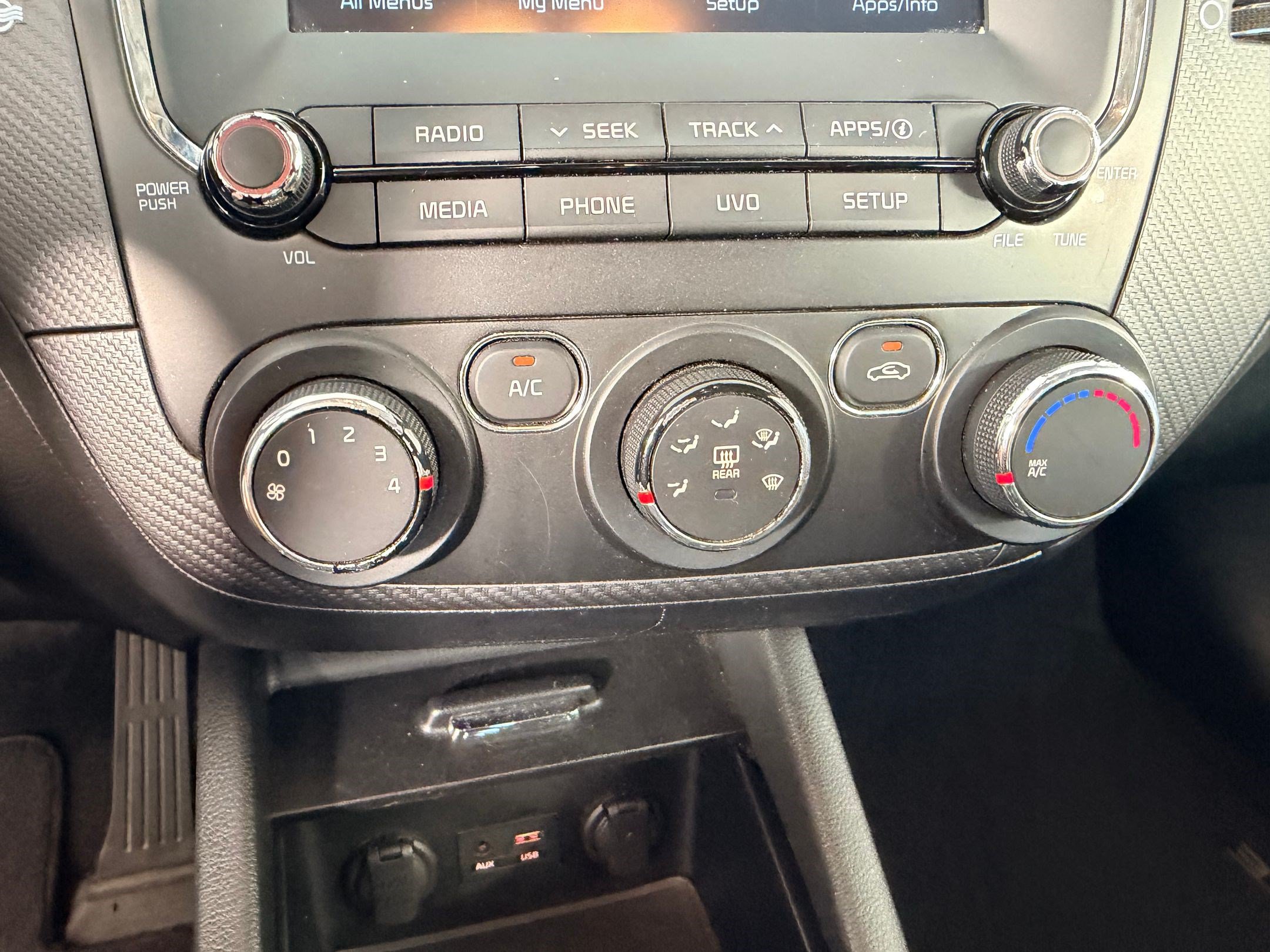 Used 2018 Kia Forte S w/ S Technology Plus Package FWD image 17