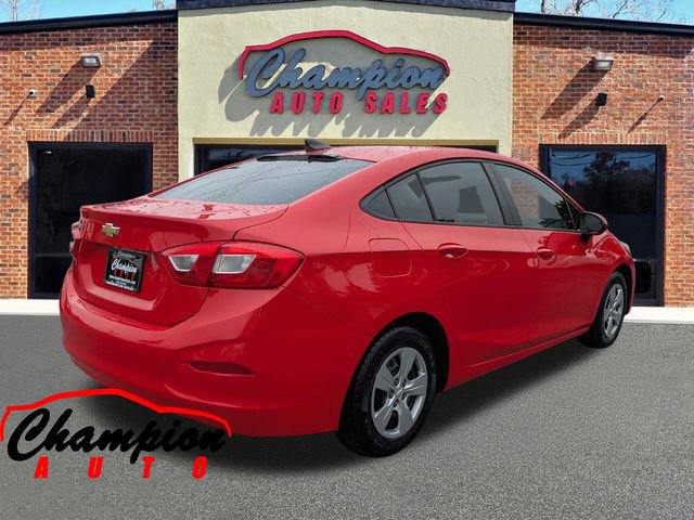 Used 2017 Chevrolet Cruze LS FWD image 4