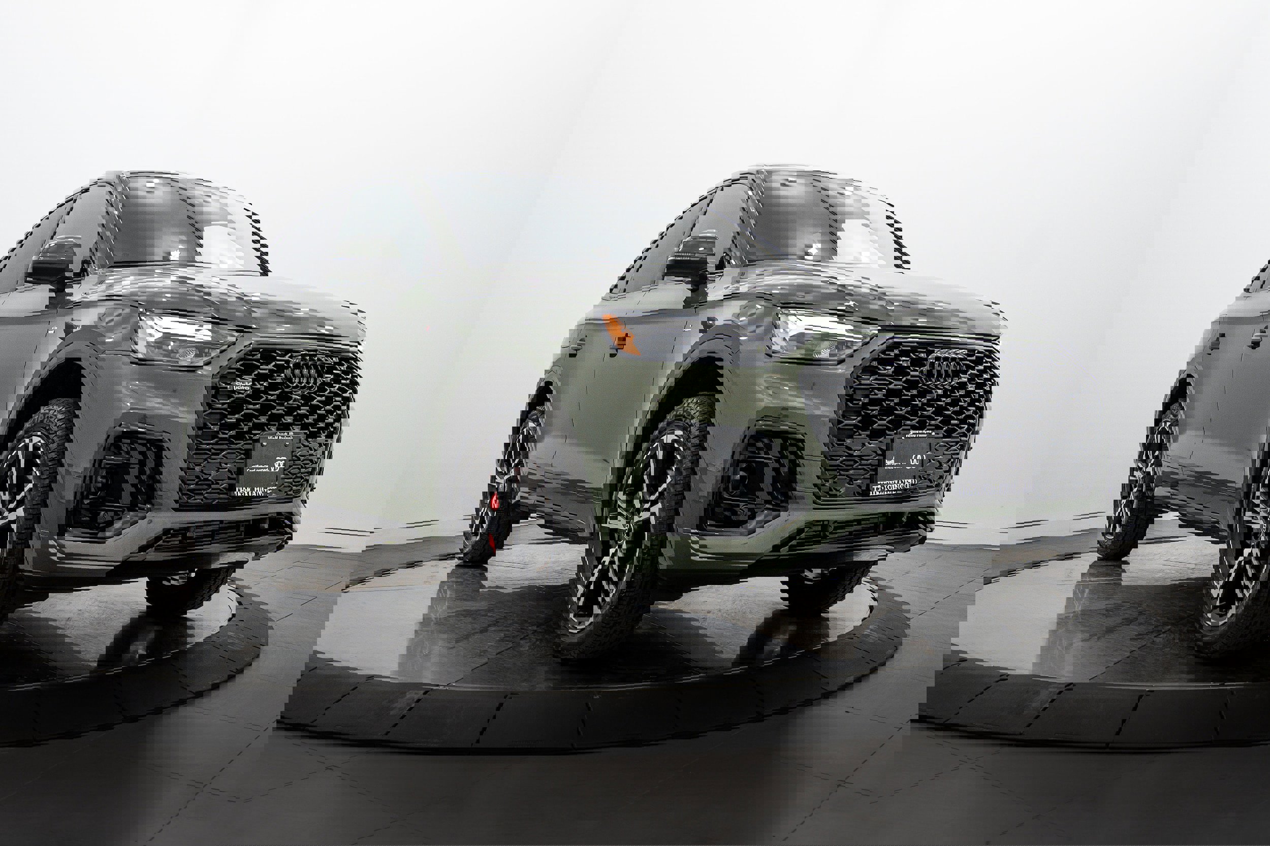 Certified 2025 Audi Q5 2.0T Premium Plus w/ Premium Plus Package