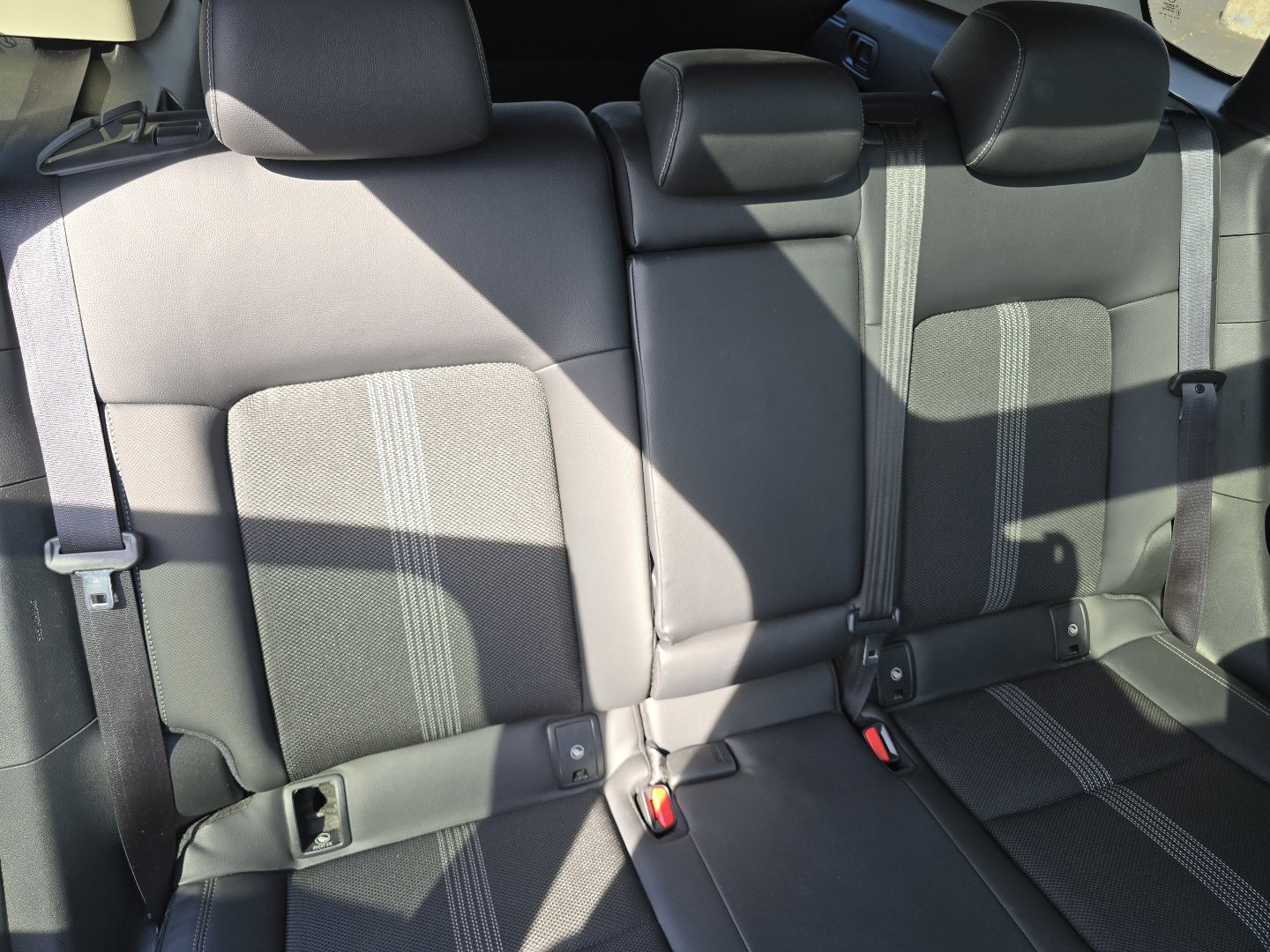 Used 2024 MAZDA CX-50 AWD 2.5 S w/ Premium Package image 26