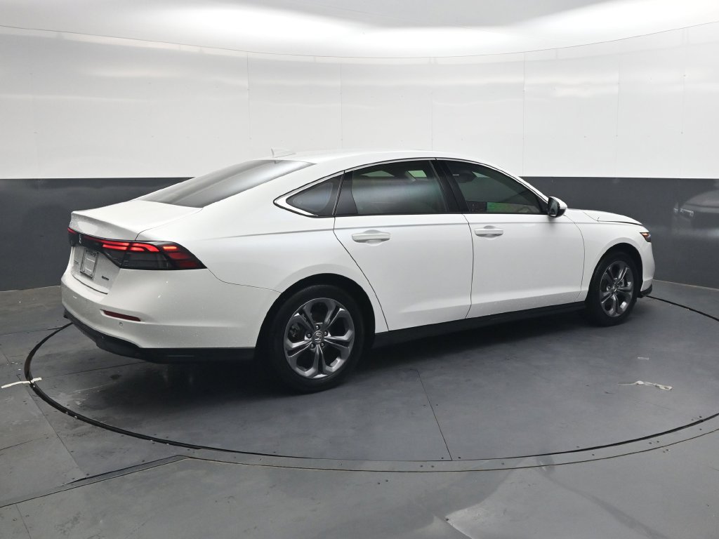 Used 2025 Honda Accord EX-L image 4