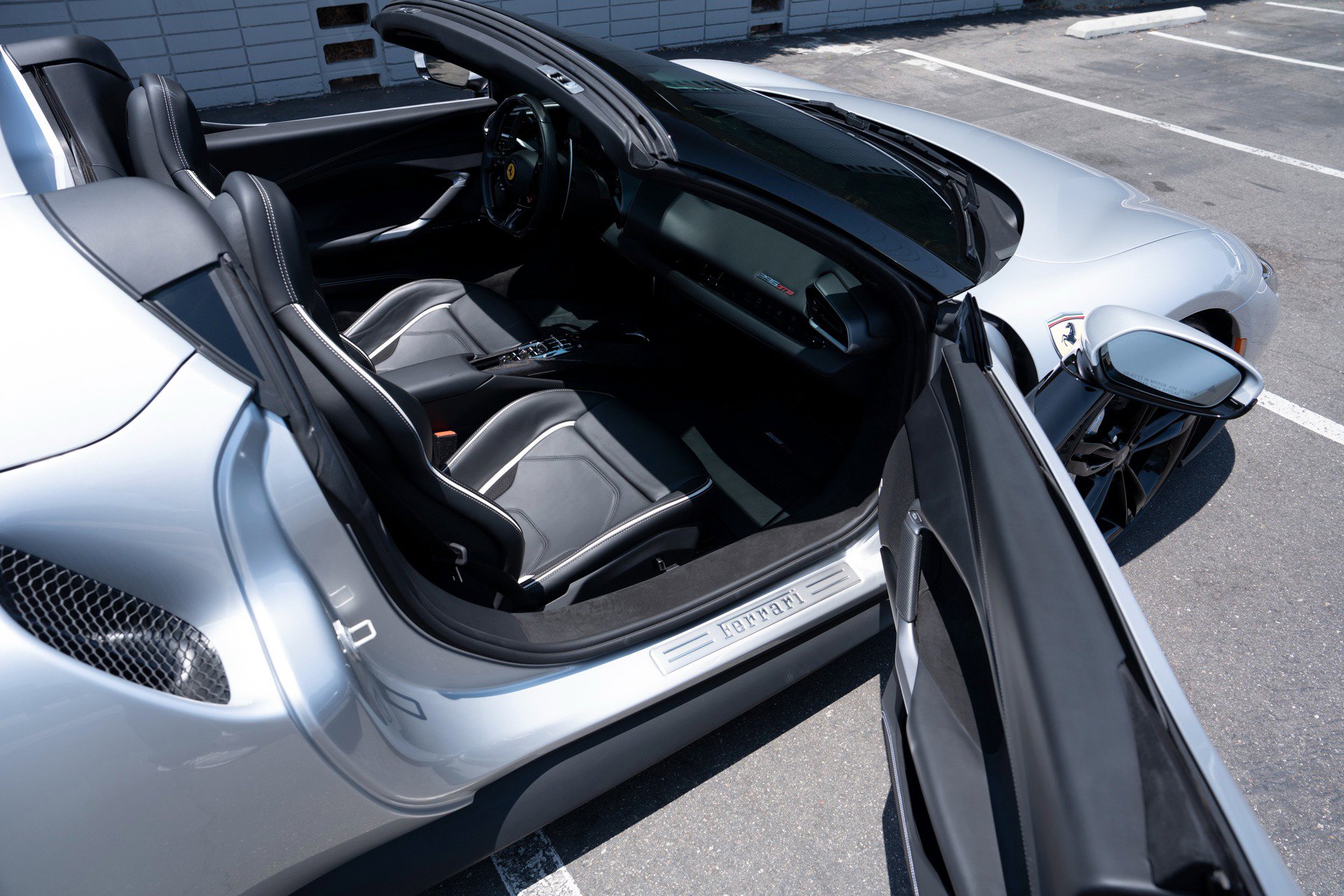 Used 2024 Ferrari 296 GTS image 17