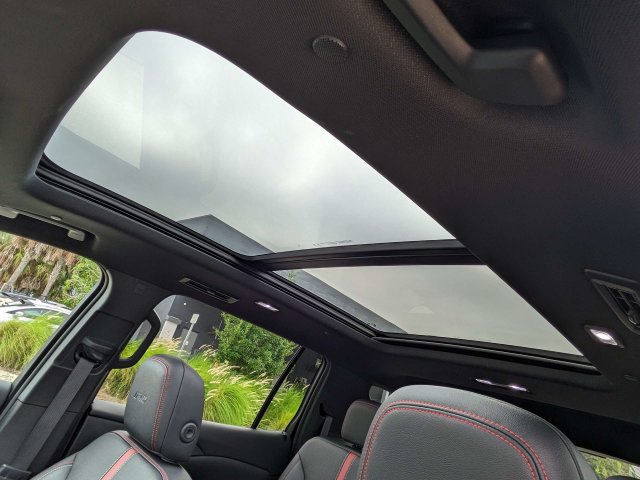 Used 2024 Chevrolet Traverse RS w/ LPO, Floor Liner Package FWD image 22