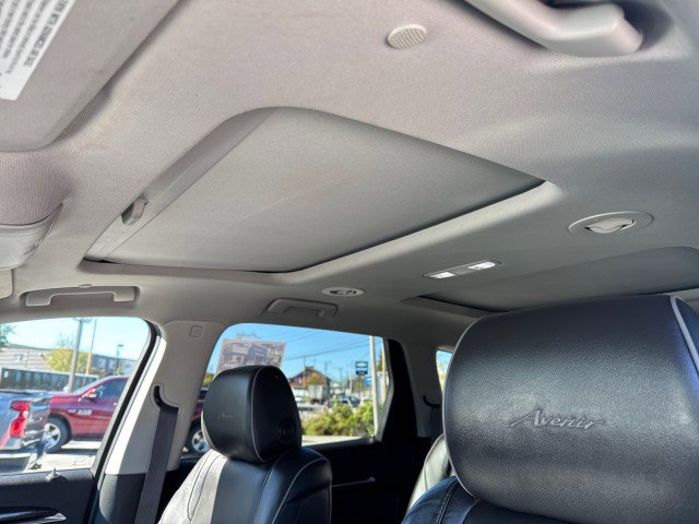 Used 2021 Buick Enclave Avenir w/ Avenir Technology Package image 9