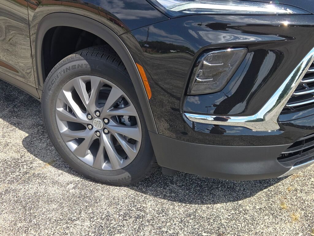 New 2026 Buick Enclave Preferred image 3