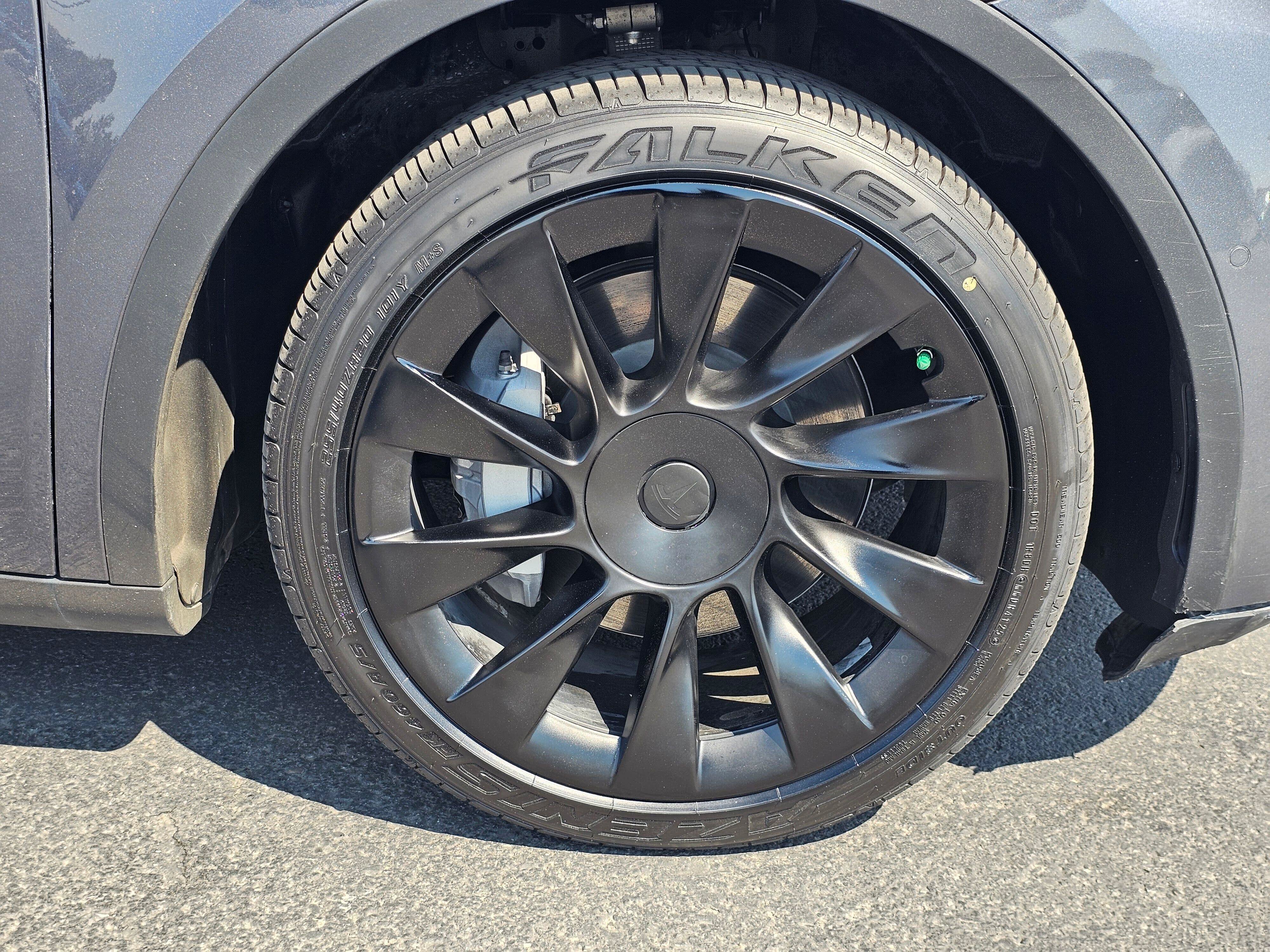 Used 2021 Tesla Model Y Long Range AWD/4WD image 9
