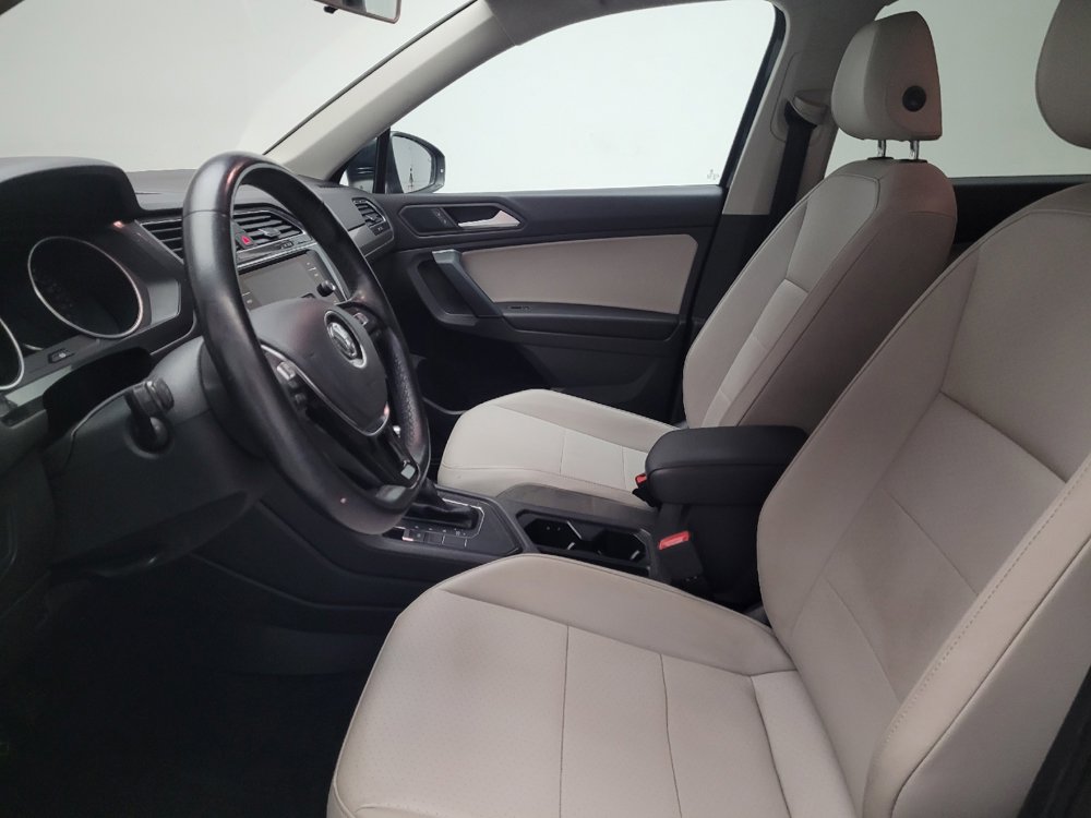 Used 2019 Volkswagen Tiguan SE image 17