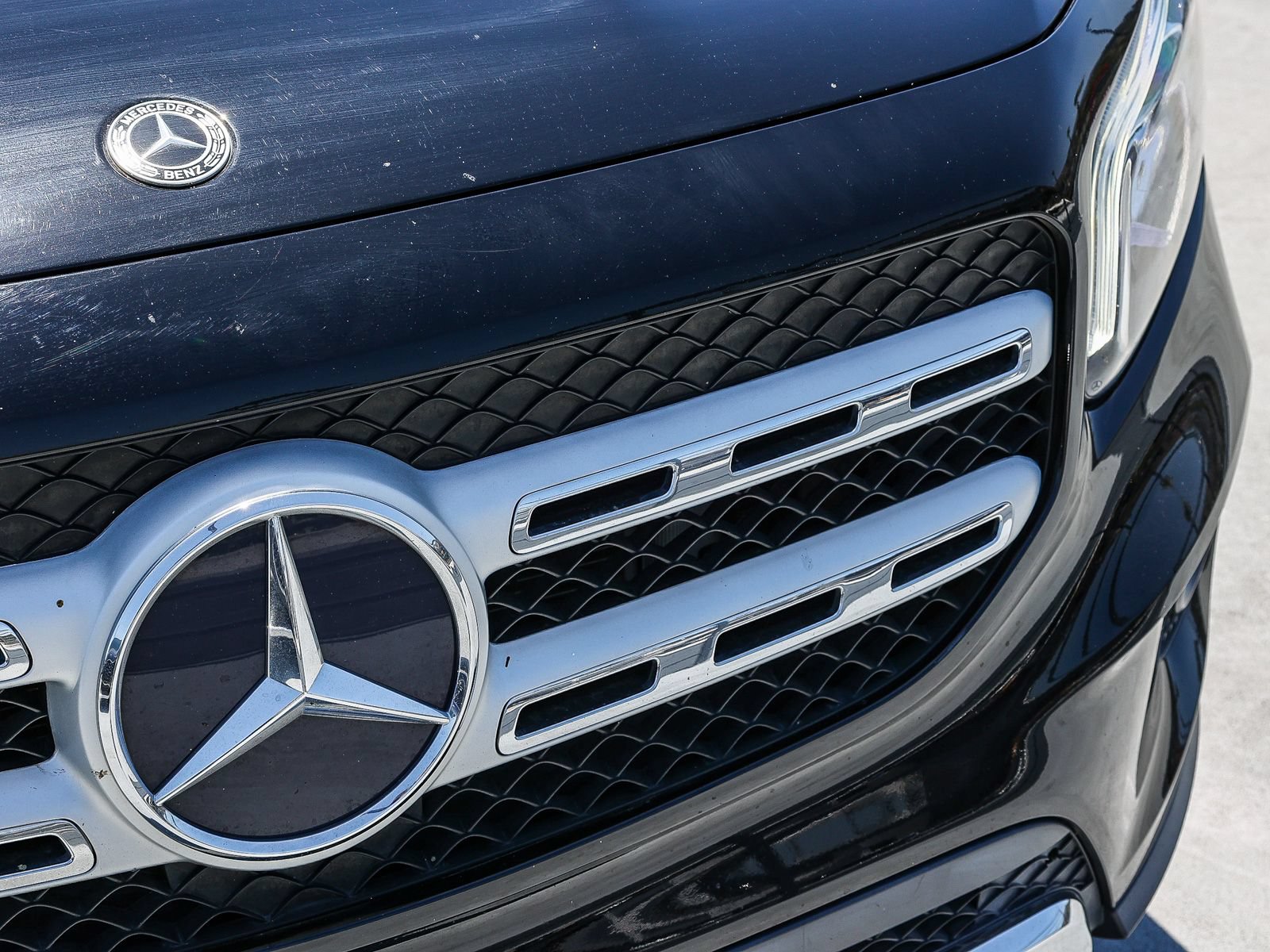 Used 2021 Mercedes-Benz GLB 250 w/ Premium Package image 11