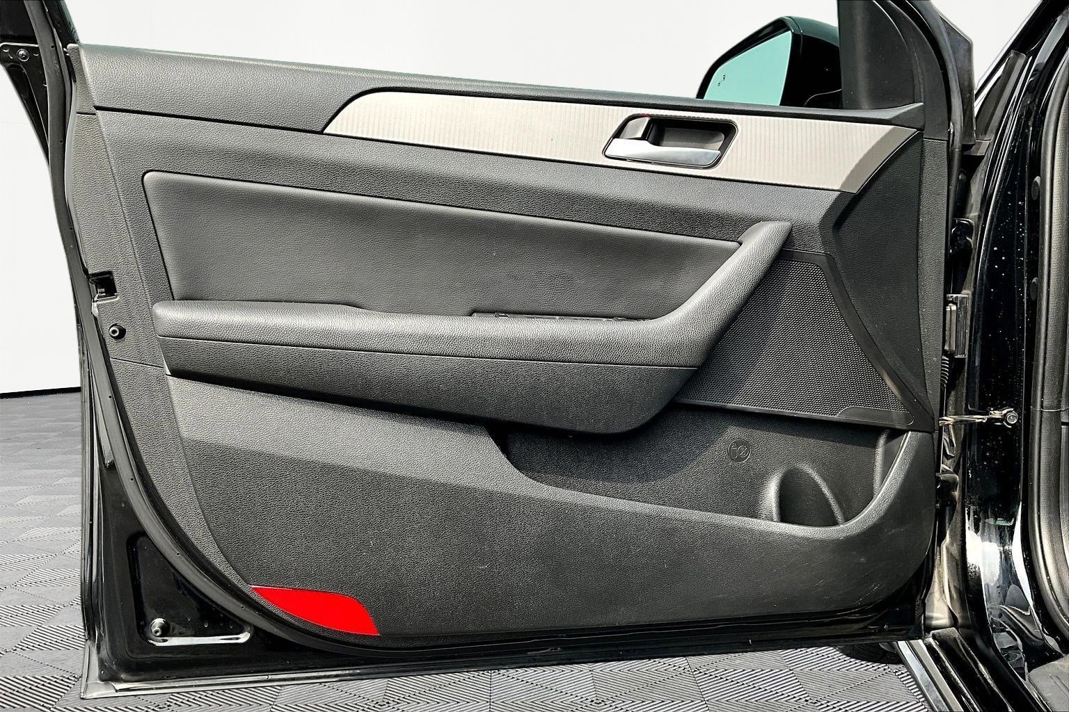 Used 2018 Hyundai Sonata Sport image 21