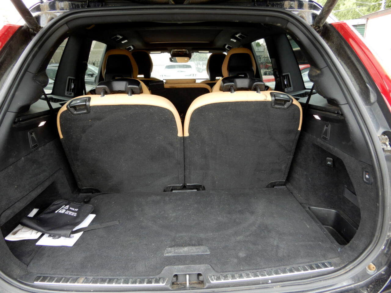 Used 2019 Volvo XC90 T6 Momentum w/ Advanced Package image 9