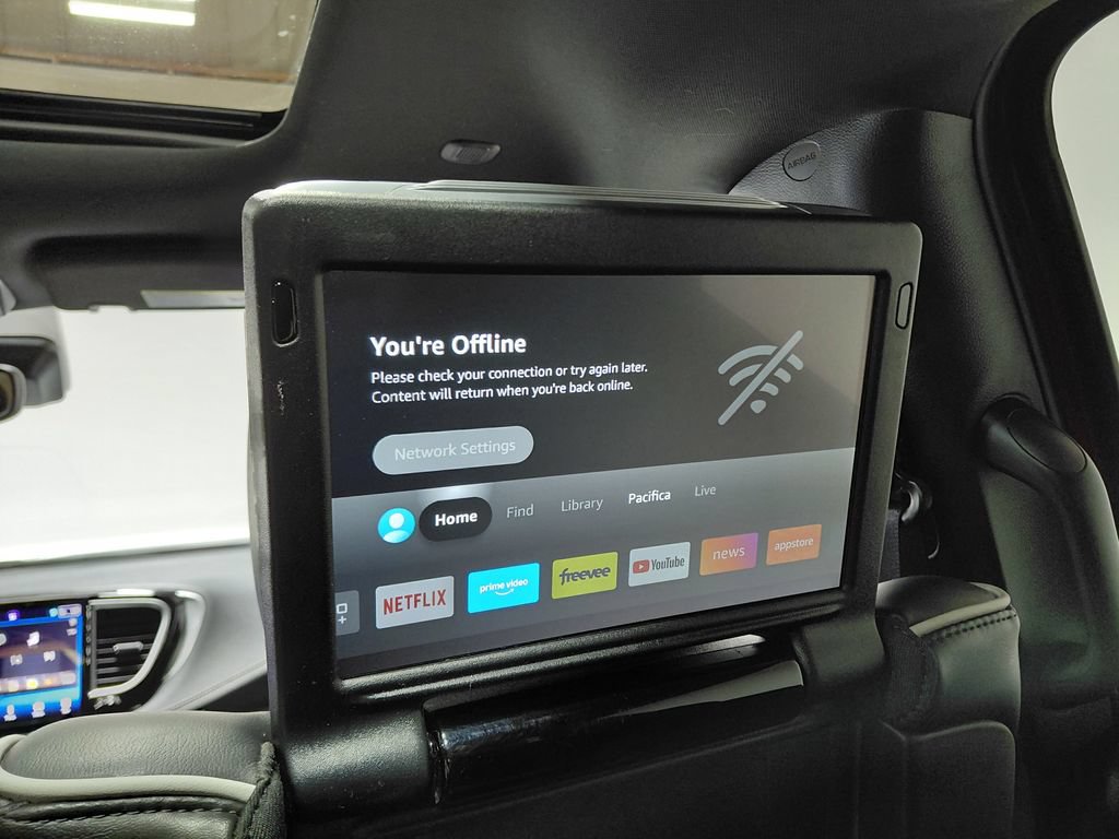 Used 2025 Chrysler Pacifica Limited w/ Uconnect Theater Family Group AWD/4WD image 53