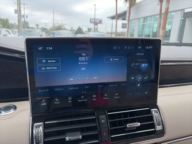 Used 2023 Lincoln Navigator Reserve image 7