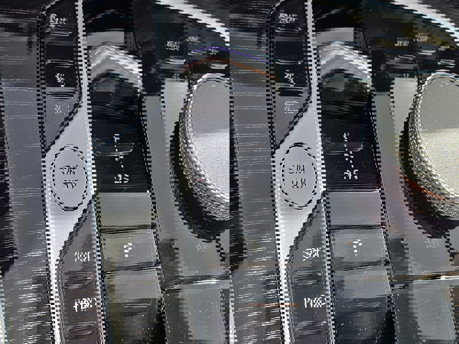 Used 2026 BMW X5 xDrive50e w/ M Sport Package image 7