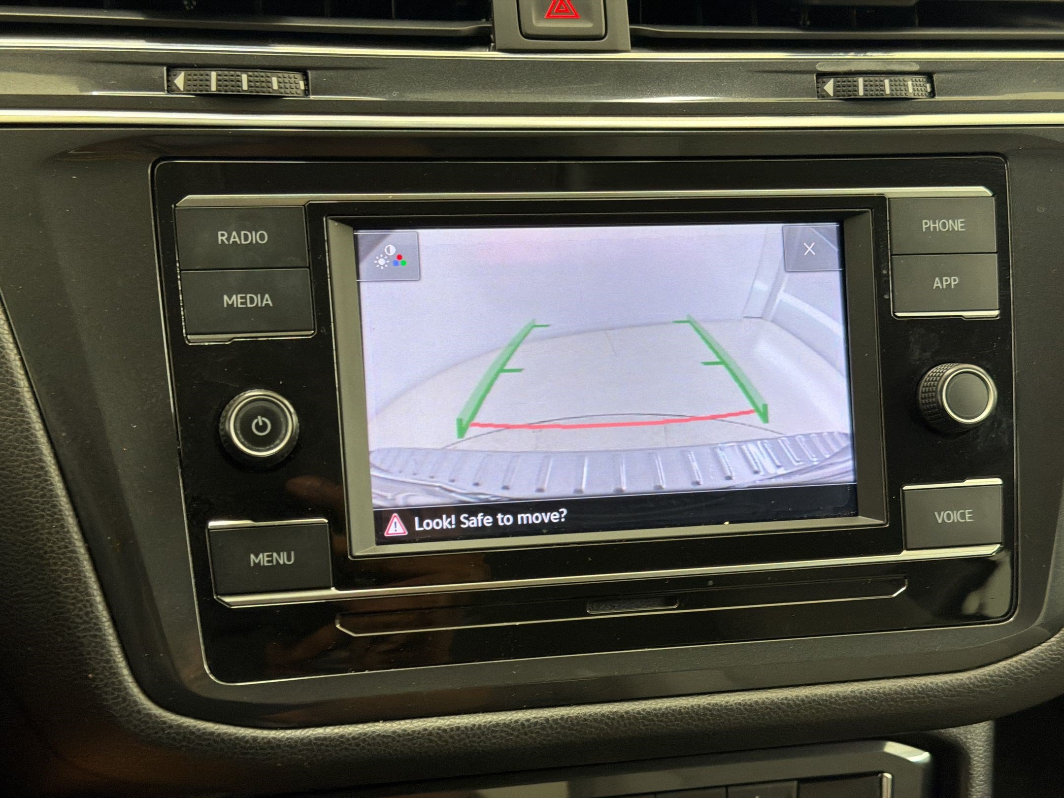 Used 2023 Volkswagen Tiguan S FWD image 18