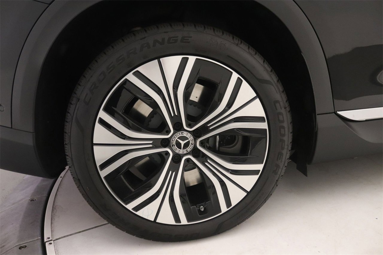 New 2026 Mercedes-Benz EQE 320 4MATIC SUV image 13