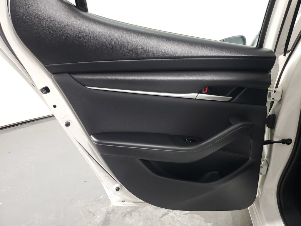 Used 2022 MAZDA MAZDA3 s FWD image 30