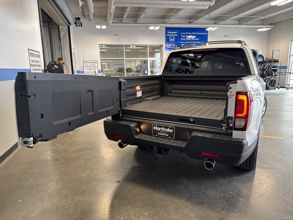 Certified 2025 Honda Ridgeline RTL image 25