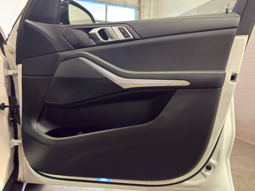 Used 2019 BMW X5 xDrive40i w/ Convenience Package AWD/4WD image 21