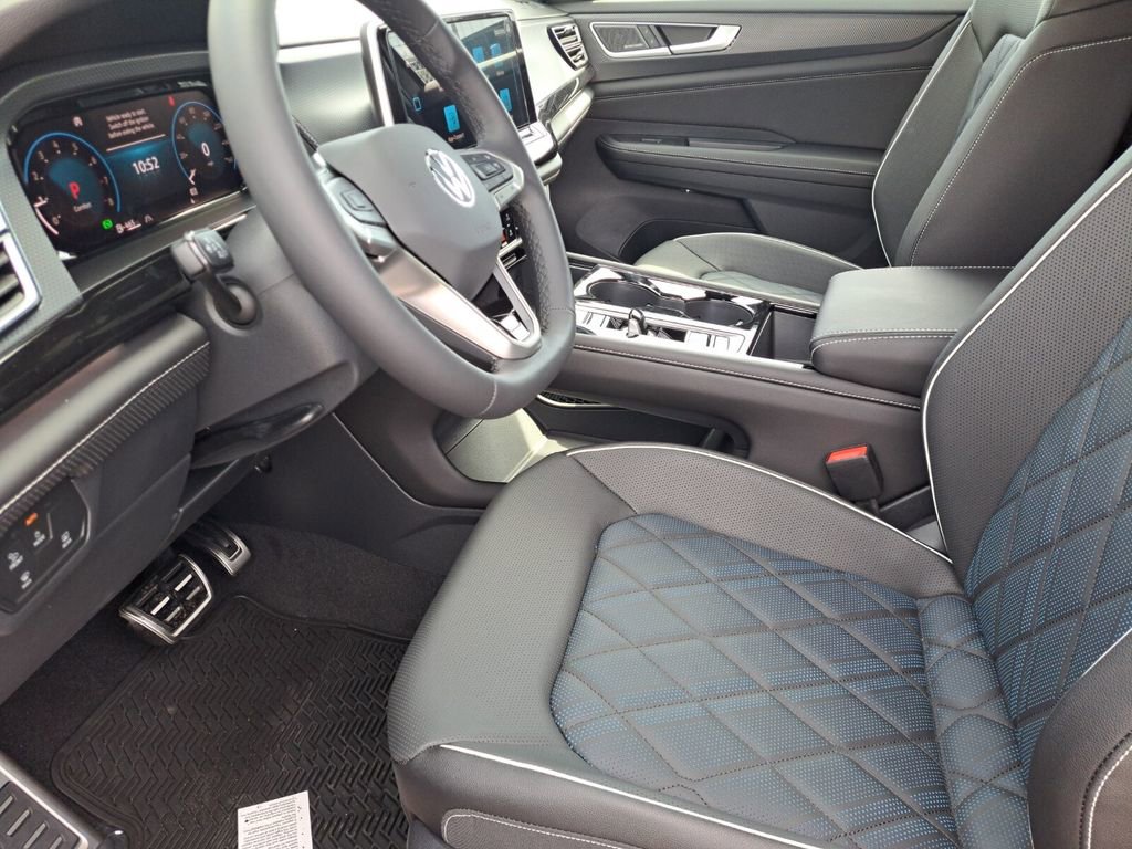 New 2026 Volkswagen Atlas Cross Sport SEL Premium R-Line image 19