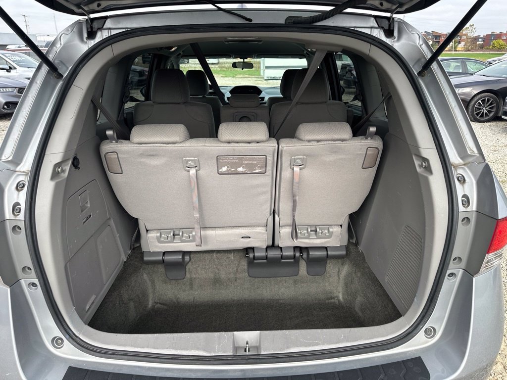 Used 2016 Honda Odyssey SE image 10