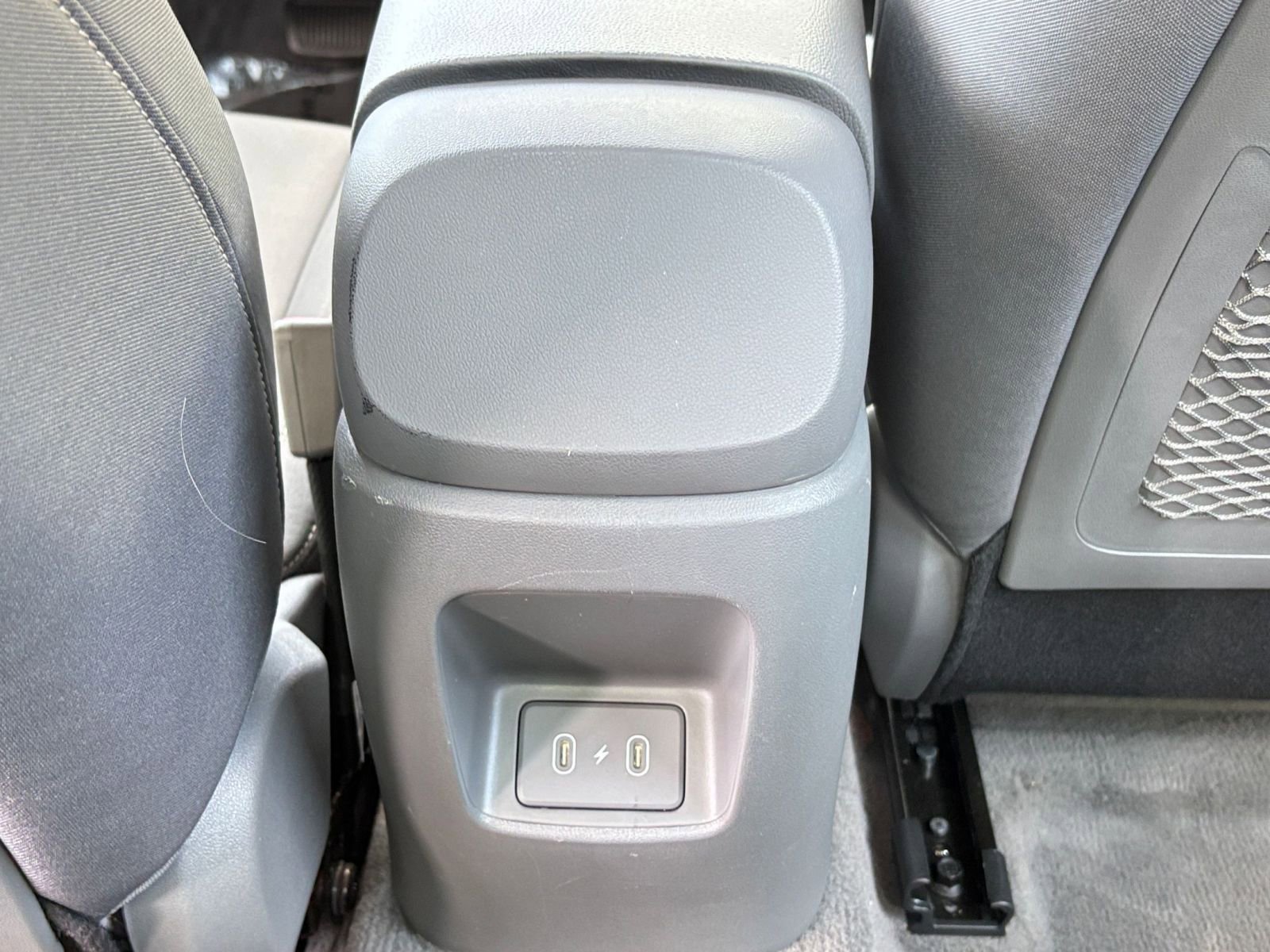 Used 2025 Hyundai Elantra SEL FWD image 23