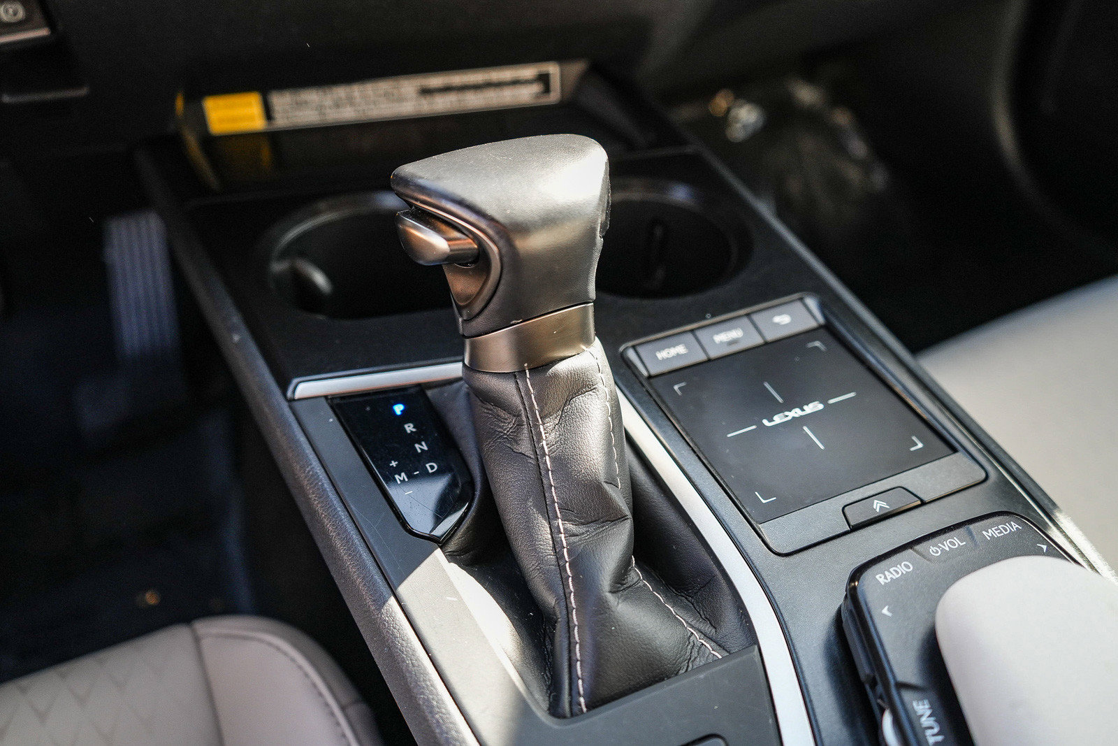 Used 2021 Lexus UX 200 w/ Accessory Package (Z2) FWD image 19
