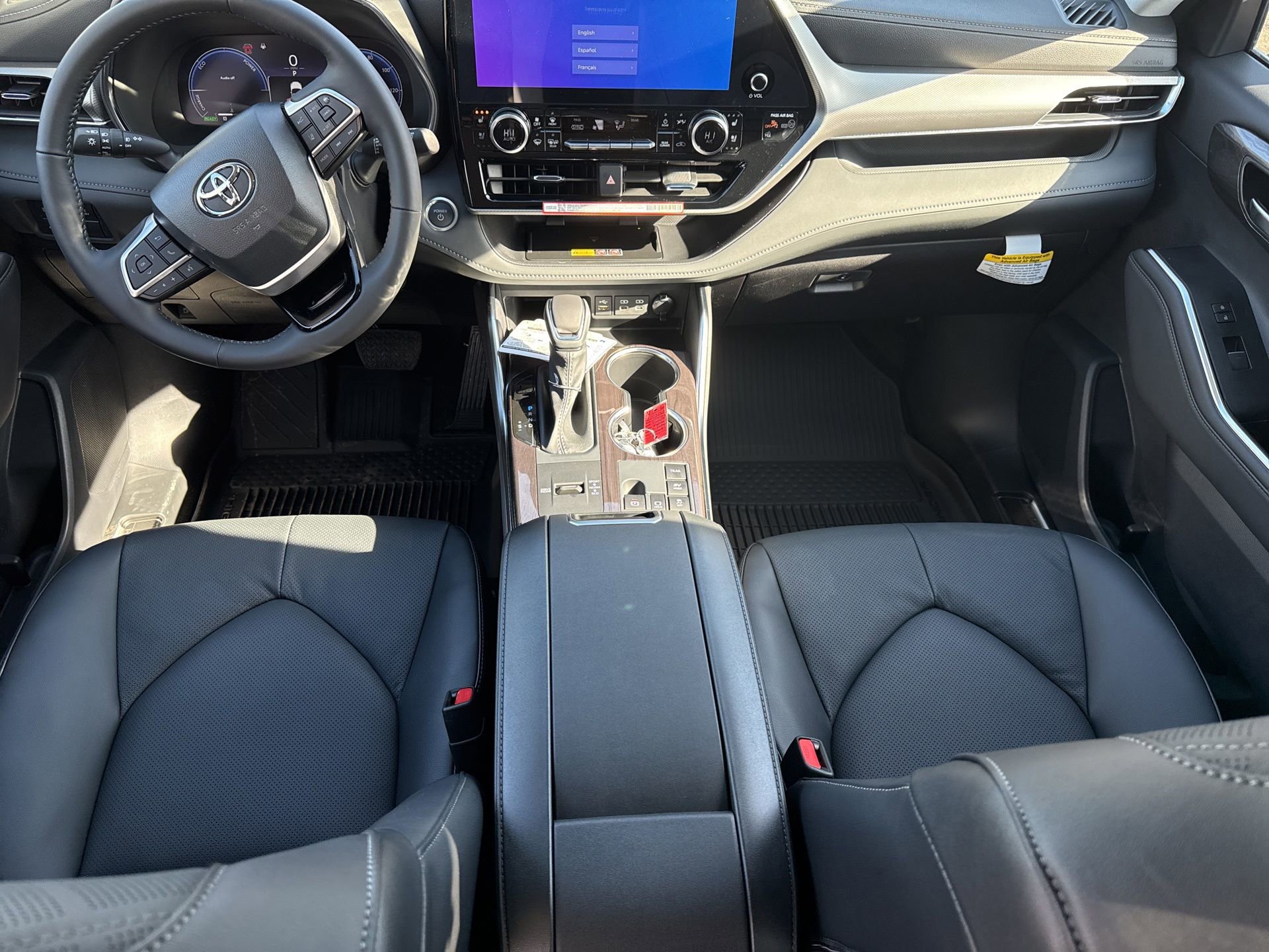 New 2026 Toyota Highlander Platinum image 31