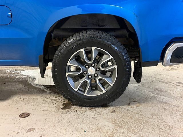 Used 2022 Chevrolet Silverado 1500 LT w/ Z71 Off-Road Package image 11