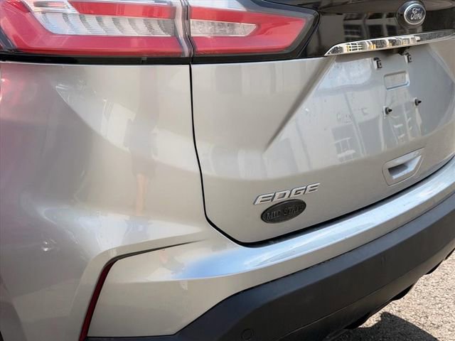 Used 2020 Ford Edge SE AWD/4WD image 11