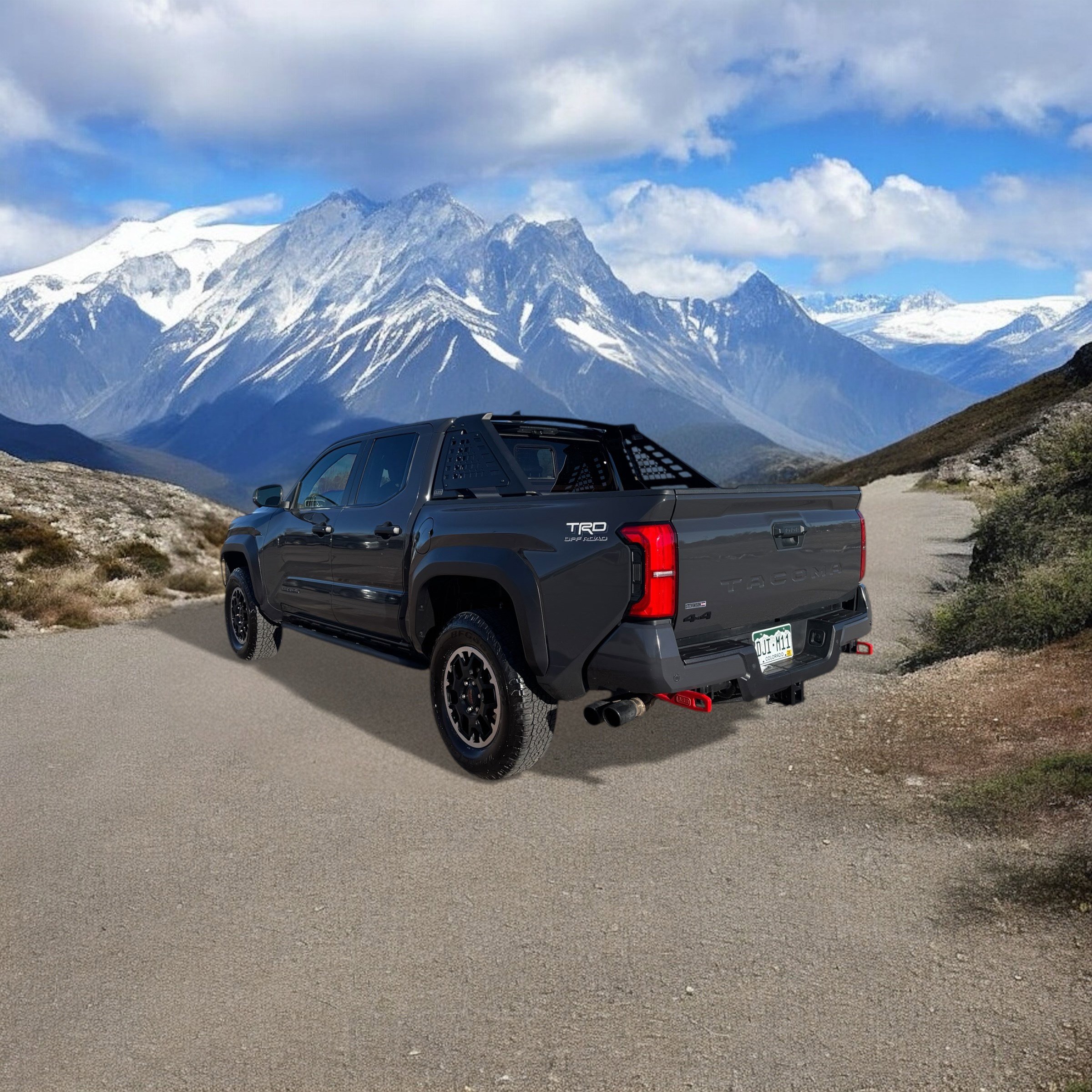Used 2024 Toyota Tacoma TRD Off-Road image 3