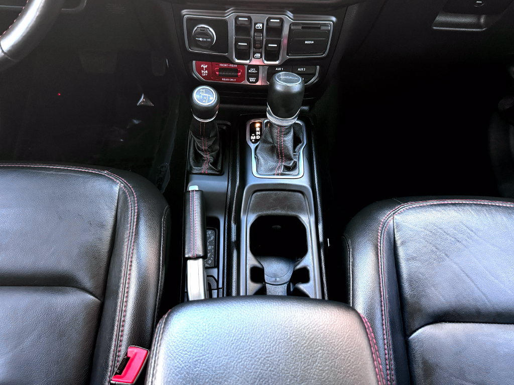 Used 2020 Jeep Gladiator Rubicon AWD/4WD image 29