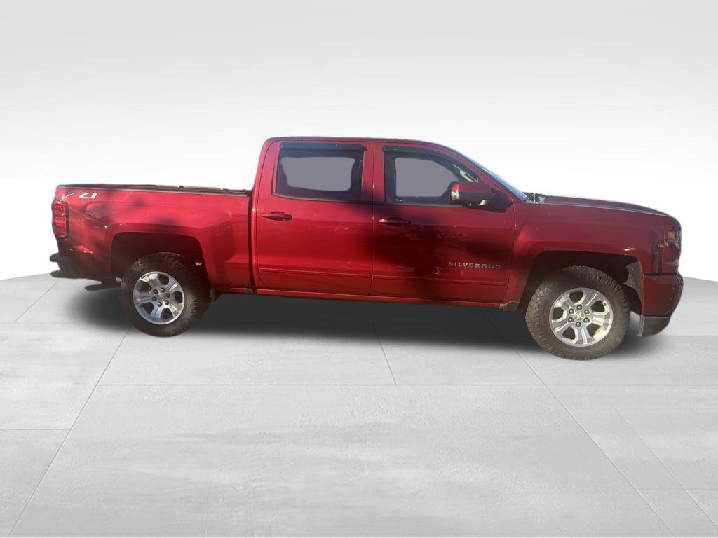 Used 2018 Chevrolet Silverado 1500 LT w/ All Star Edition AWD/4WD image 4