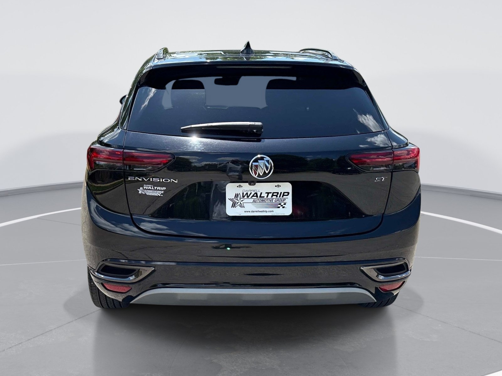 Used 2023 Buick Envision Essence w/ Sport Touring Package FWD image 7