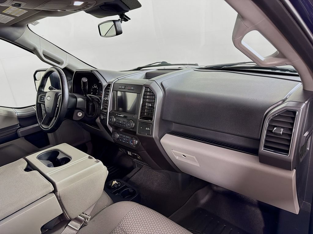 Used 2019 Ford F150 XLT w/ Equipment Group 302A Luxury AWD/4WD image 24