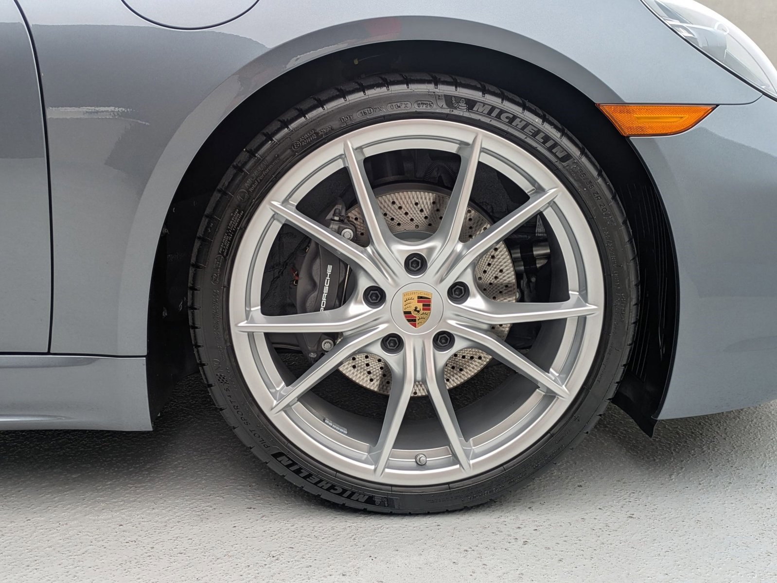 New 2025 Porsche 718 Cayman image 27