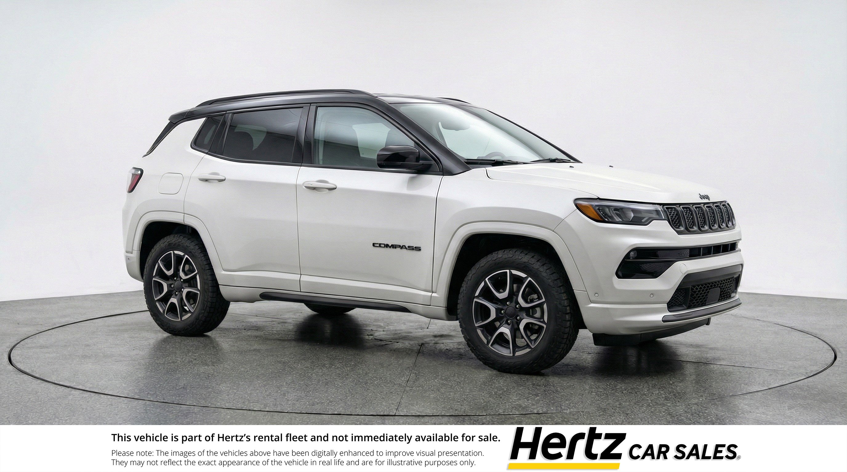 Used 2025 Jeep Compass Trailhawk AWD/4WD image 1