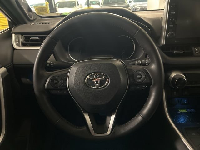 Used 2022 Toyota RAV4 XSE AWD/4WD image 14