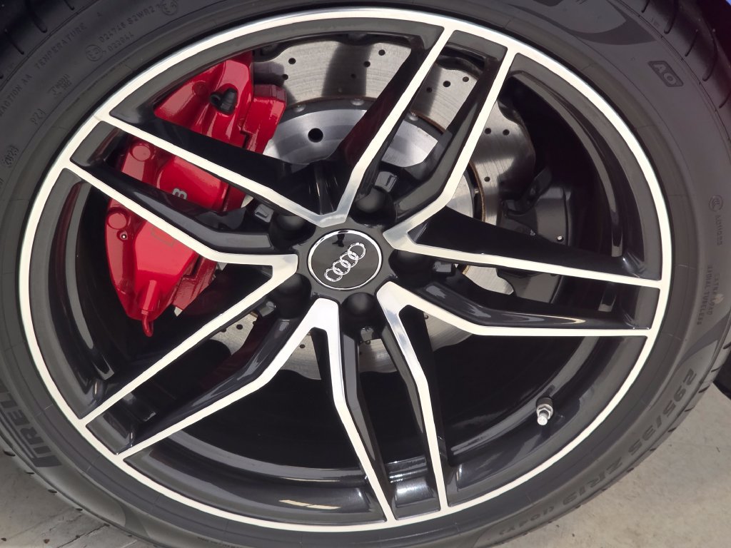 Used 2020 Audi R8 V10 AWD/4WD image 29