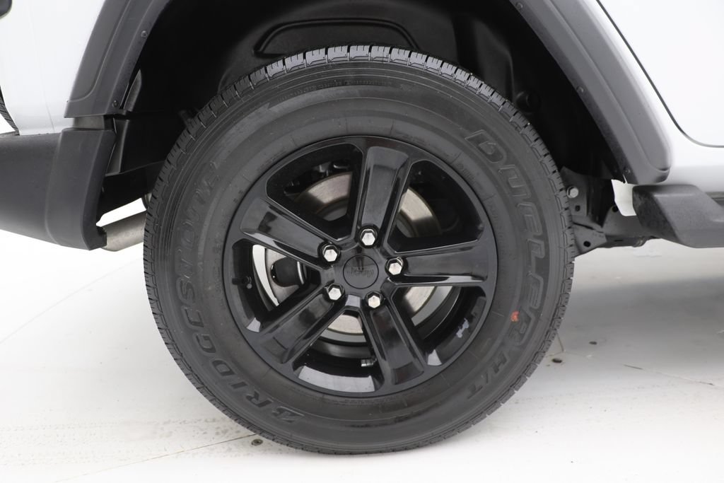 Used 2023 Jeep Wrangler Unlimited Sport AWD/4WD image 9