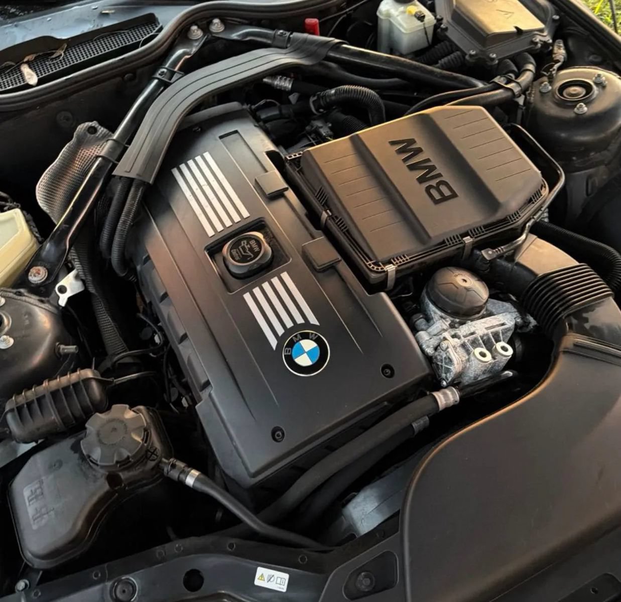 Used 2012 BMW Z4 sDrive35is RWD image 17