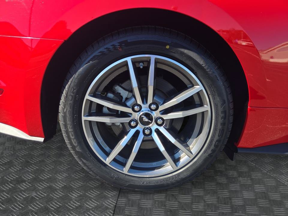 Used 2016 Ford Mustang GT Premium w/ Equipment Group 401A RWD image 27