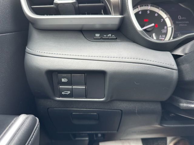 Certified 2022 Toyota Highlander XLE image 18