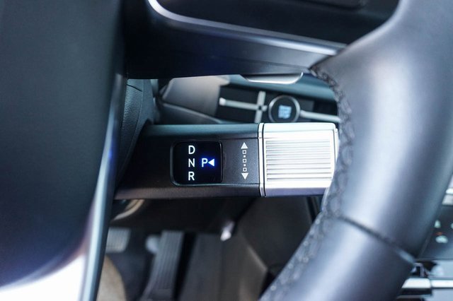 Used 2025 Hyundai Santa Fe Limited image 25