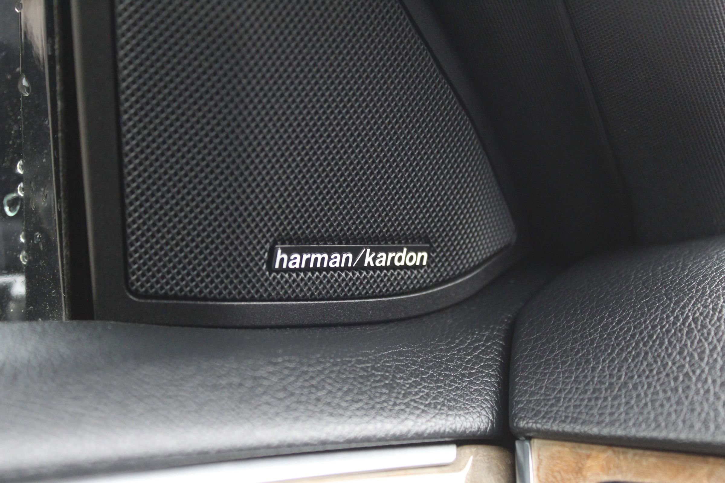Used 2016 Mercedes-Benz E 350 4MATIC Sedan image 32