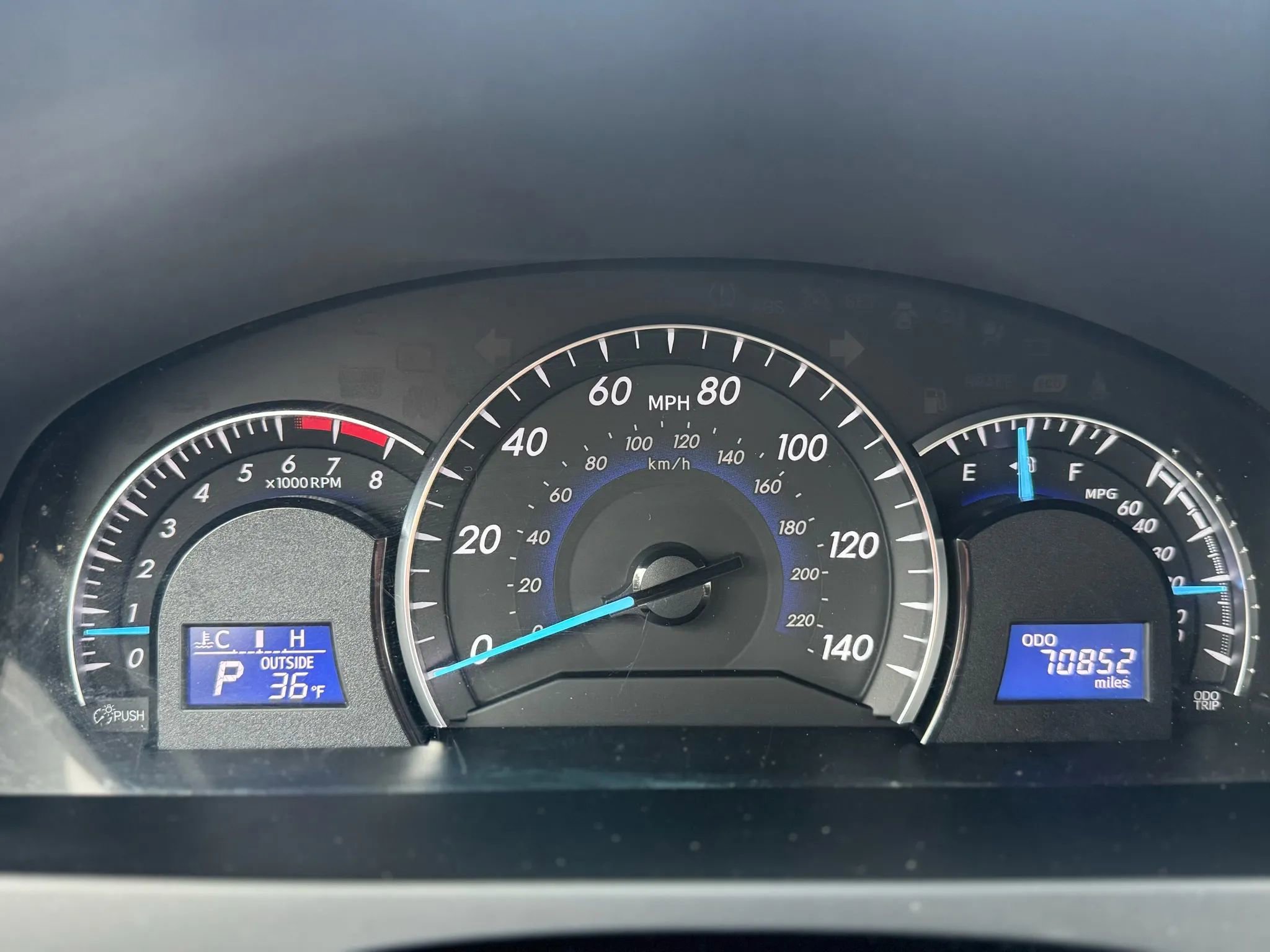 Used 2014 Toyota Camry XLE w/ Leather Package FWD image 14