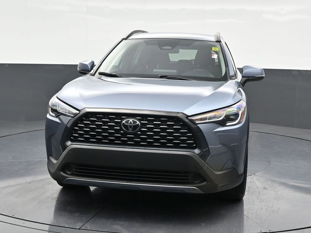 Used 2023 Toyota Corolla Cross LE image 9