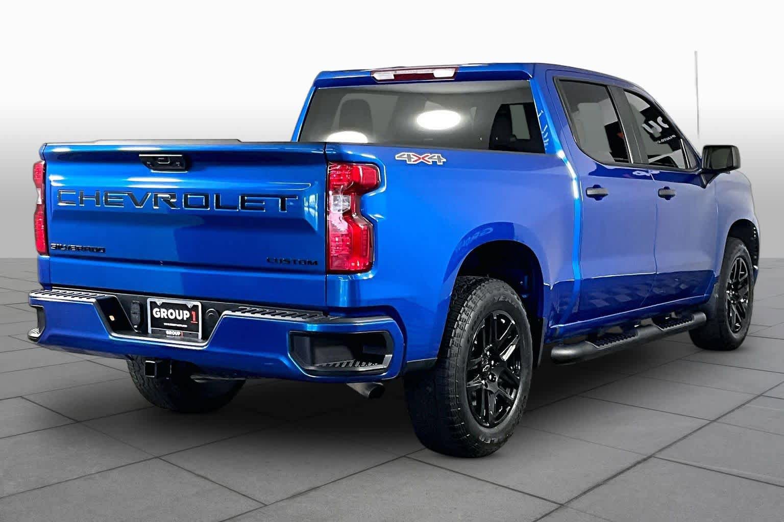 Used 2024 Chevrolet Silverado 1500 Custom w/ Turbomax Blackout Package AWD/4WD image 13