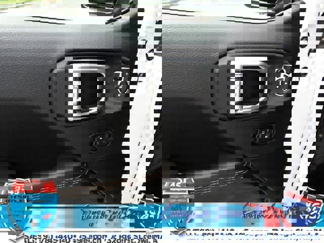 Used 2024 Jeep Wrangler Sahara w/ Technology Group image 15