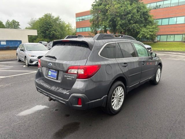 Used 2019 Subaru Outback 3.6R Limited AWD/4WD image 5