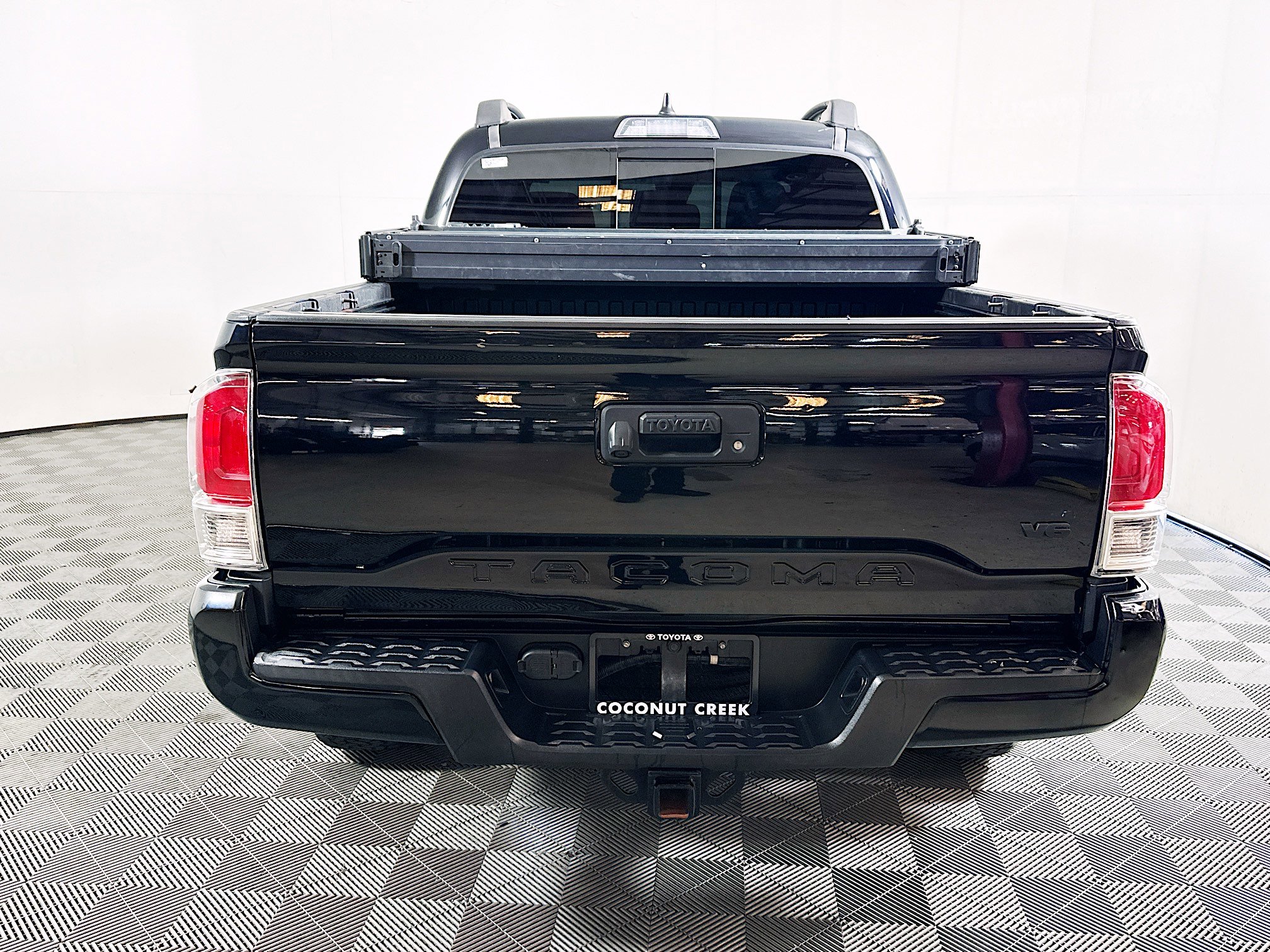 Used 2021 Toyota Tacoma TRD Sport image 4